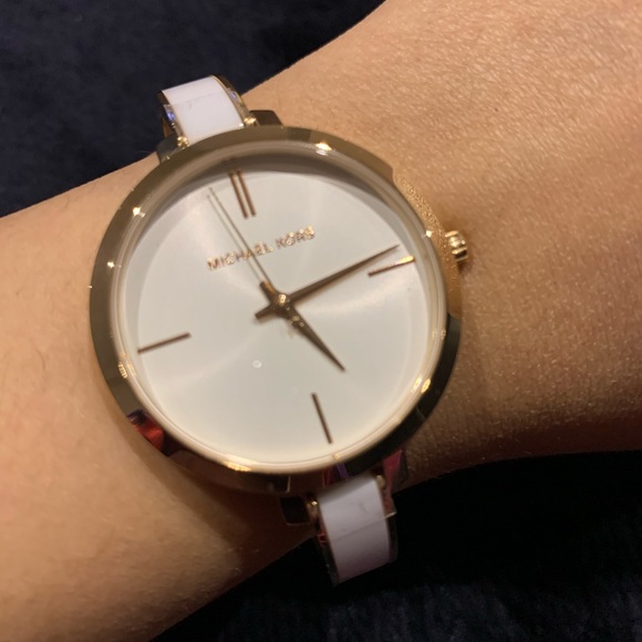 MICHAEL KORS Authentic ladies watch - Picture 9 of 15